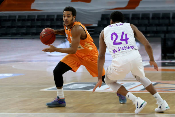 配合球员的 配合球员的