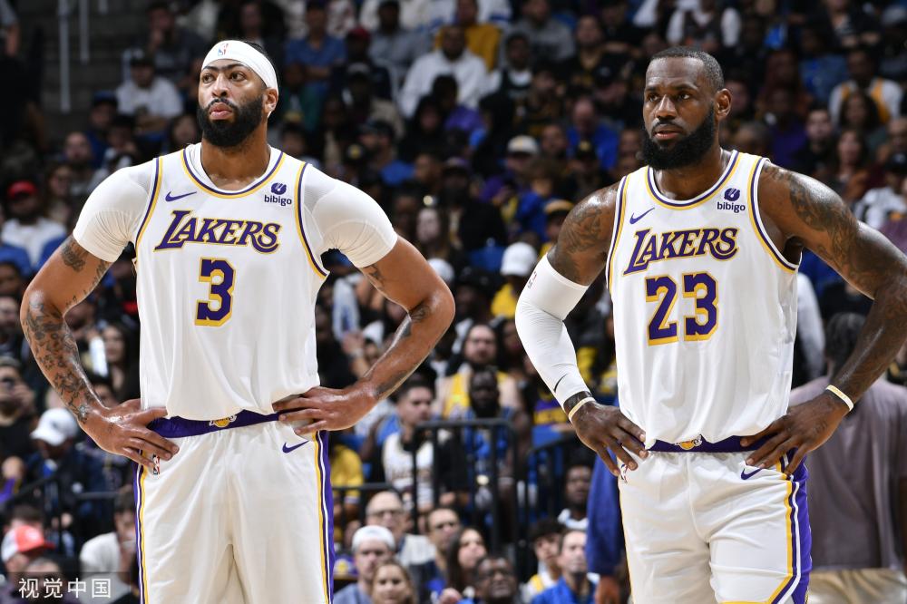 他用积极的 他用积极的