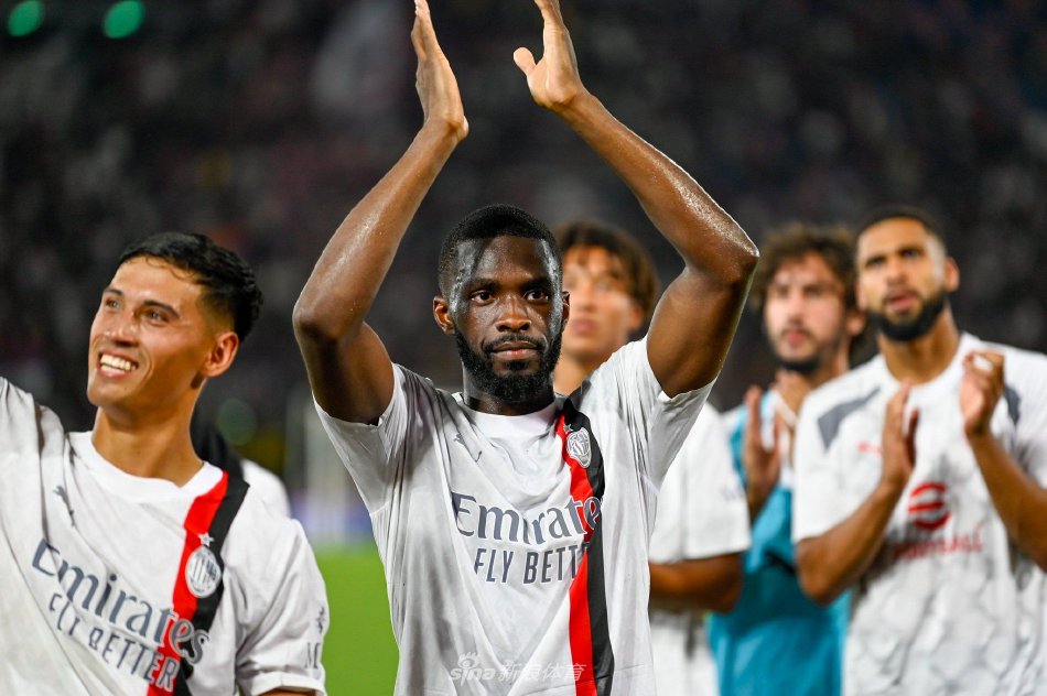 表现出色 表现出色